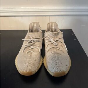 Adidas Yeezy Boost 350 V2 sesame Sneakers